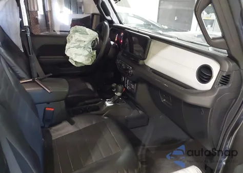 2025 Jeep Wrangler 2-Door Sport 4X4 z USA, uszkodzony, nr VIN 1C4PJXAN2SW552873